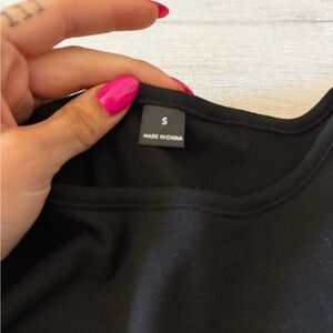 Black Women's Crewneck Top - S